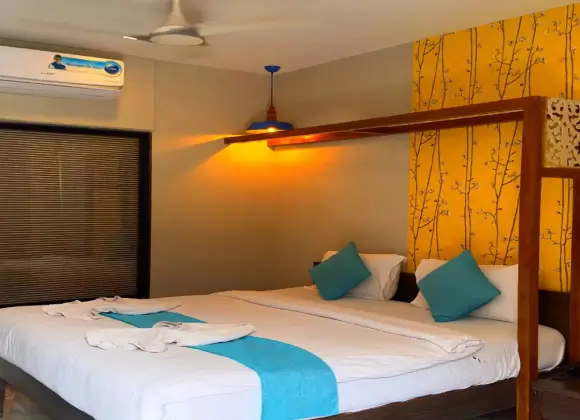 Super Deluxe AC Room